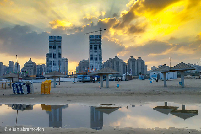 חוף פולג